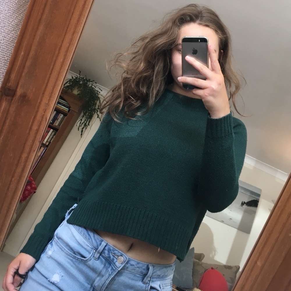 H&M dark green cropped knitted jumper